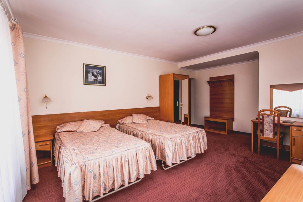 Hotel Twins Warsaw Exterior photo